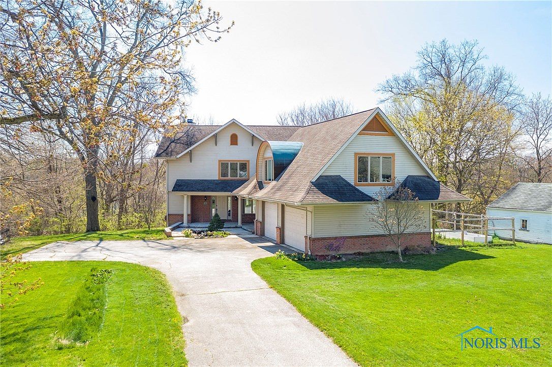 431 Hillside Dr, Rossford, OH 43460 Zillow