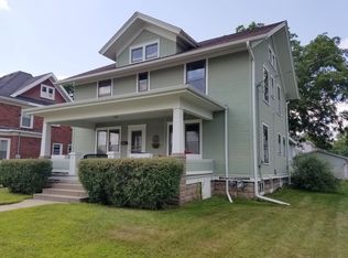 905 1st Ctr, Brodhead, WI 53520