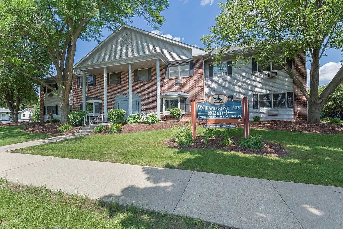 Building Photo - 913 Acewood Blvd