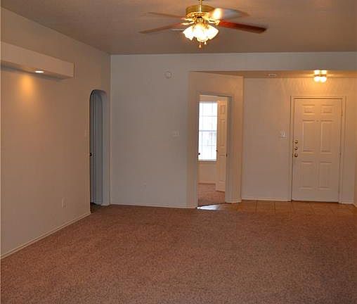 3rd image of 4901 Fawn Dr