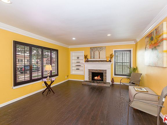 4th image of 725 W 109th St