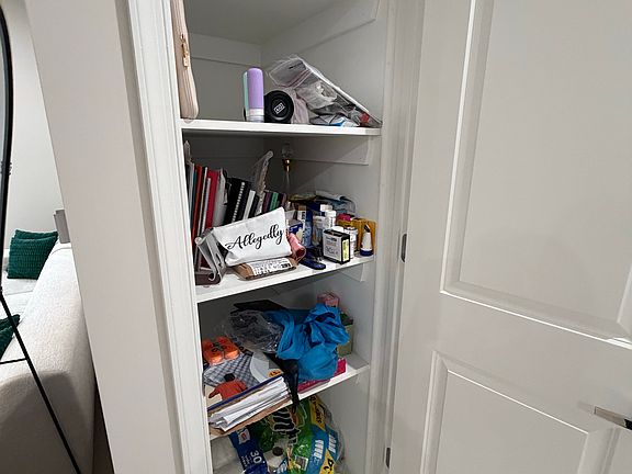 5th image of 303 Lake St #203
