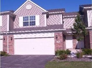 1194 Meagan Ct, Elgin, IL 60120