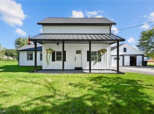 4842 Hoffman Norton Rd, Bristolville, OH 44402