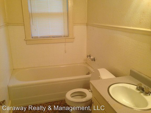4th image of 348 Olive St