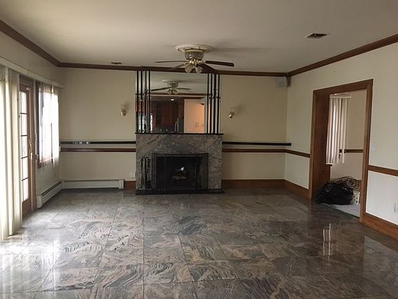 5th image of 19328 Nero Ave
