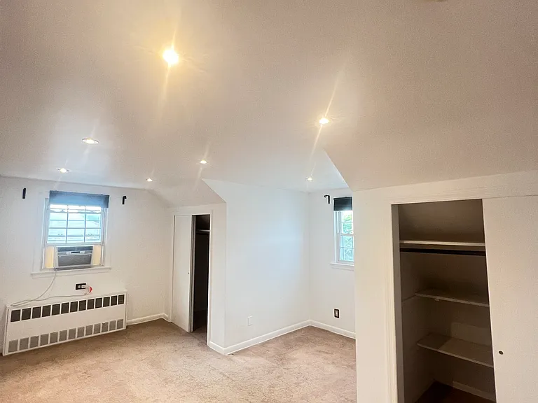 932 Linden Ave — Photo 7