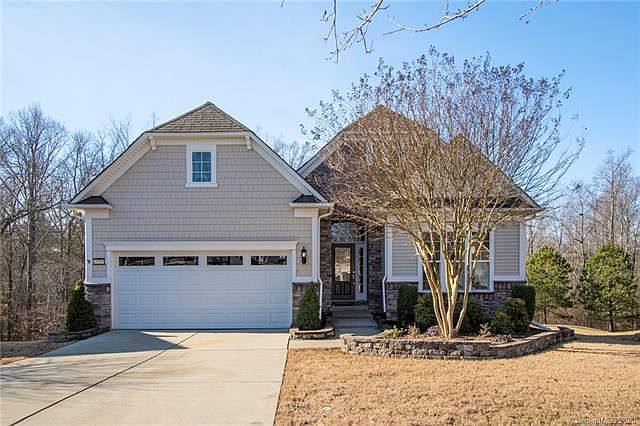 1st image of 15355 Legend Oaks Ct