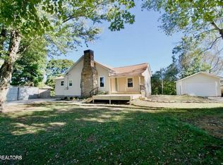 2925 Mentor Rd, Louisville, TN 37777