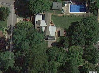 2A Ellen Dr, Nesconset, NY 11767