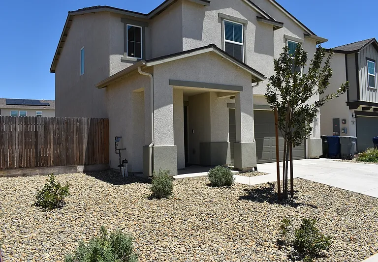 781 Irma Dr — Photo 3