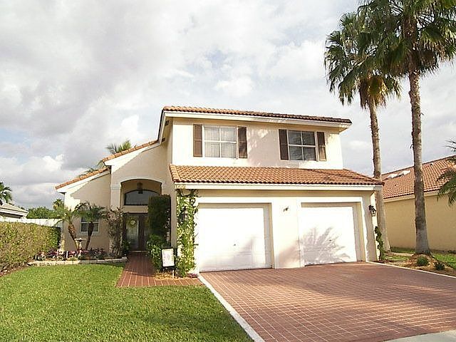 1st image of 515 NW 165th Ave