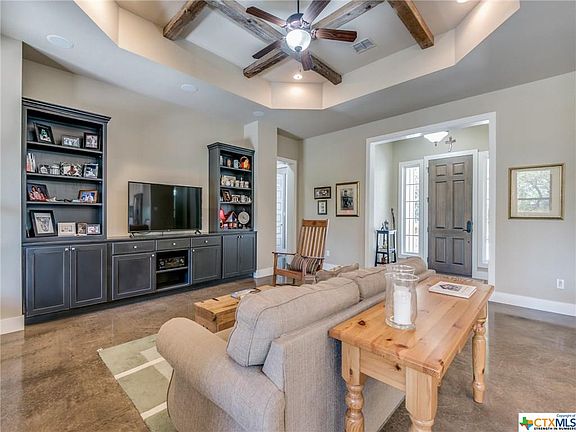 4th image of 28520 Sierra Dr