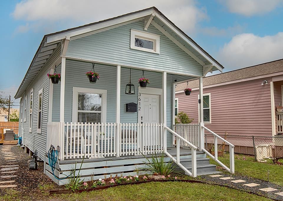 1st image of 3612 Avenue N 1/2