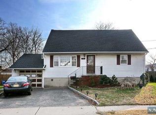 17 Hegner Ct FLOOR 1, South Hackensack, NJ 07606