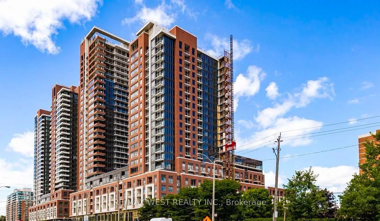 3 bed, $2,800 — Photo 1