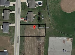 744 Johnson St, Pulaski, WI 54162