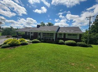 102 Camp Zion Rd, Galax, VA 24333