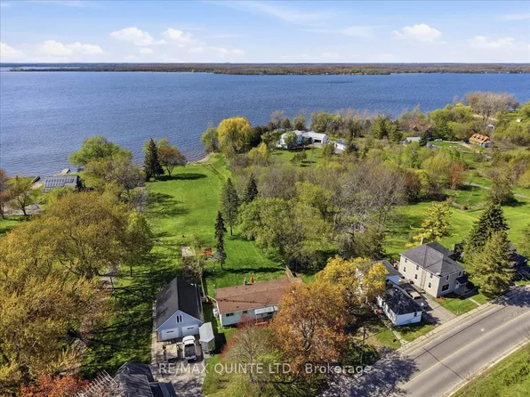 1467 County Road 15 Rd, Prince Edward County, ON K0K 2T0