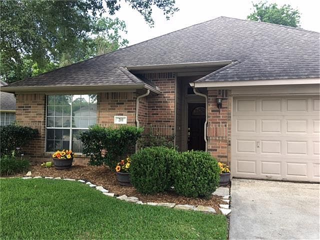 1st image of 211 Briarglen Dr