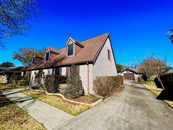 2nd image of 908 Mimosa Dr
