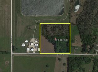 9010 E 267th St, Freeman, MO 64746