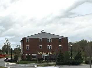 1035 Mercantile St APT 305, Moneta, VA 24121