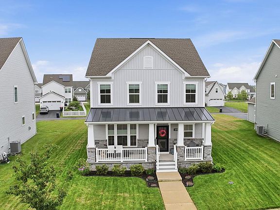 5th image of 649 Spring Hollow Dr
