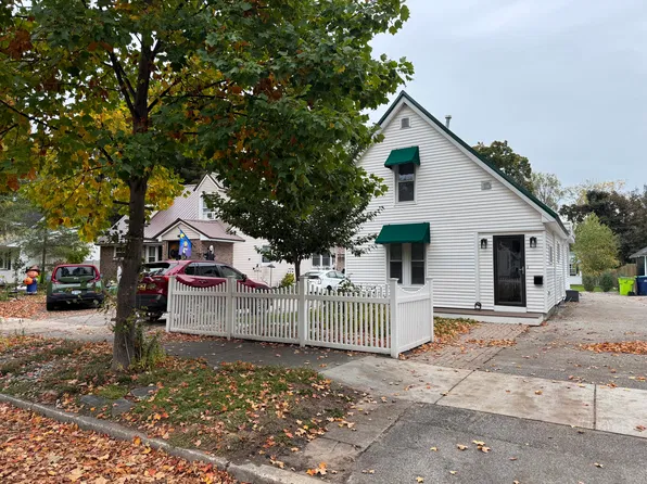 215 S Spruce St, Traverse City, MI 49684