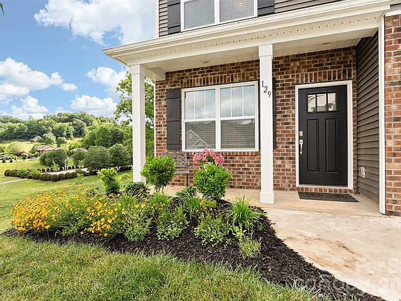 2nd image of 129 Valleywood Dr