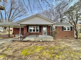 1208 Mahr Ave N, Lawrenceburg, TN 38464