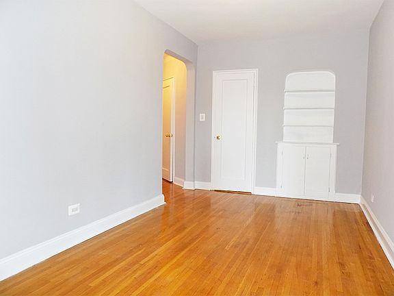 4th image of 10915 Queens Blvd APT 6G