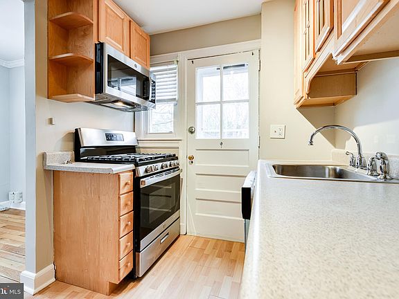 5th image of 5809 Mount Vernon Dr