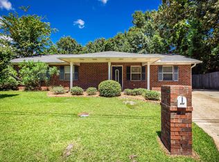 402 Brumbaugh Rd, Ocean Springs, MS 39564