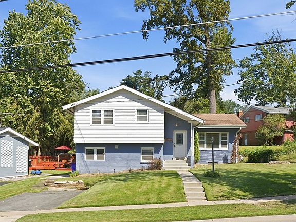 2nd image of 11317 College View Dr