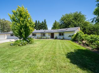 2 Weeks Ct, Red Bluff, CA 96080