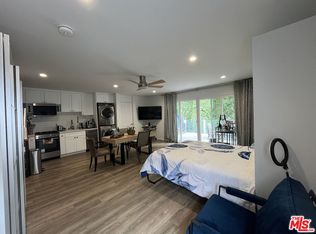 3708 Woodcliff Rd, Sherman Oaks, CA 91403