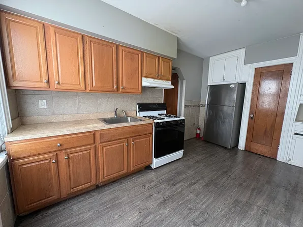 1588 Leslie St #2R, Hillside, NJ 07205