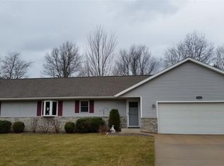 3364 April Ln, Stevens Point, WI 54481