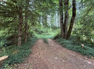 E Lost Shelter Rd, Rhododendron, OR 97049