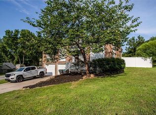 4800 NW Downing St, Blue Springs, MO 64015