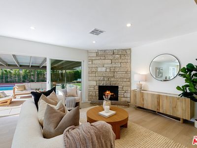 8915 Odessa Ave, North Hills, CA, 91343