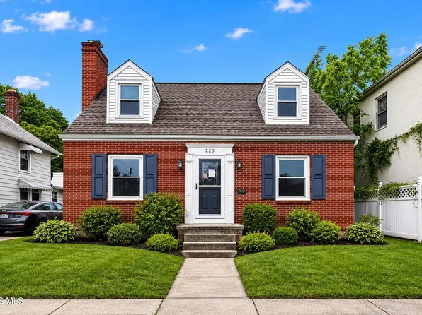 223 Summit St, Fostoria, OH 44830