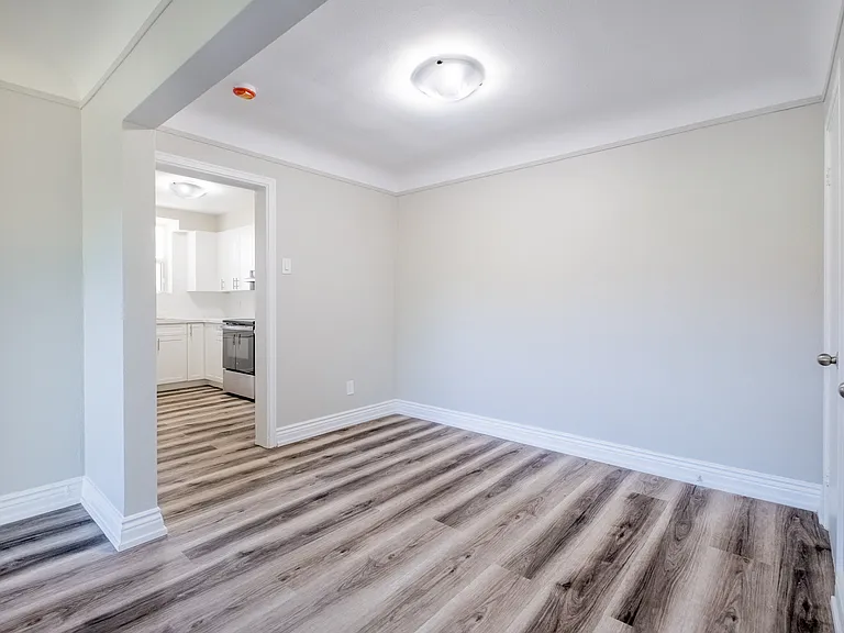 1324 Monterey Ave — Photo 11