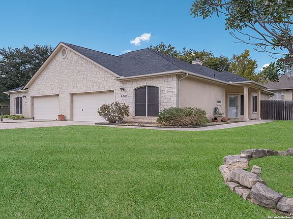 2nd image of 530 BLUE HERON LN #4