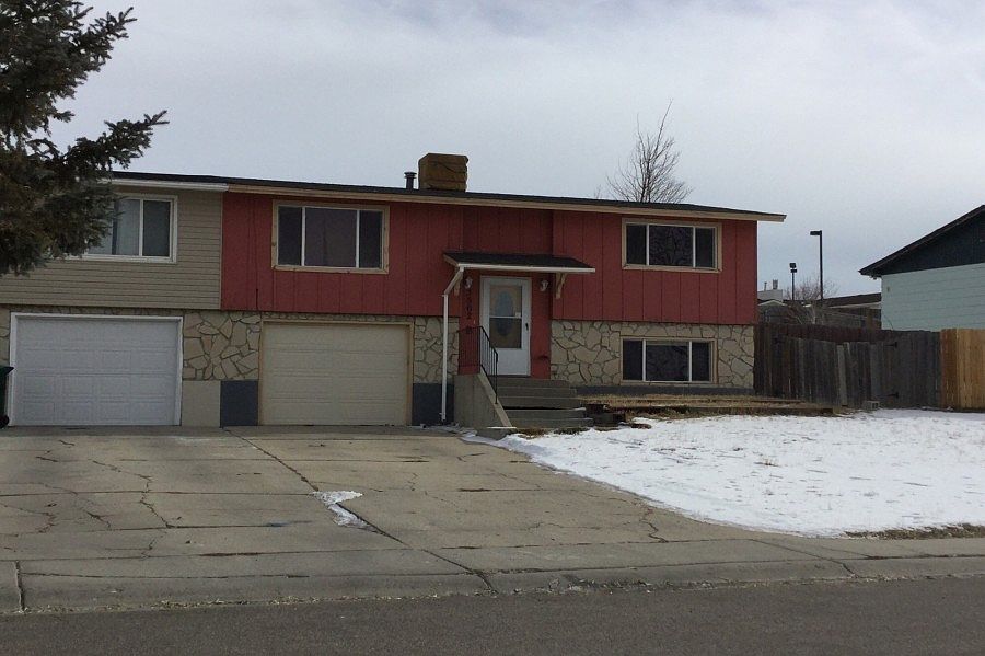 1st image of 3562 Cleveland Dr APT B