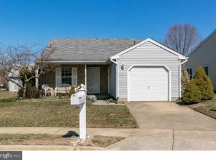 15 Newtown Ct, Mount Laurel, NJ 08054