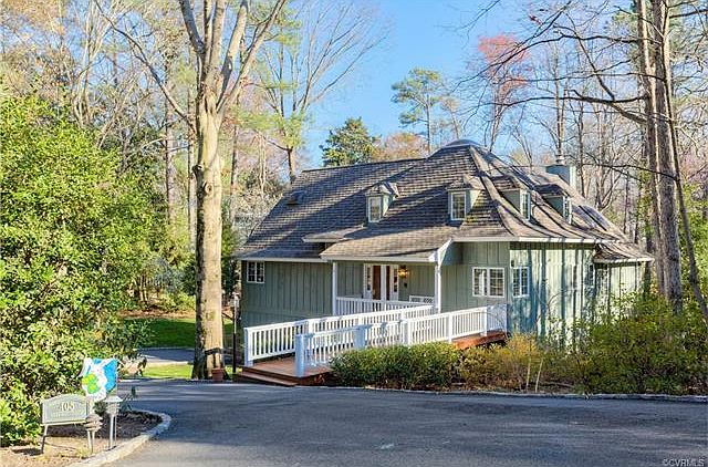 1st image of 405 Lakeway Dr