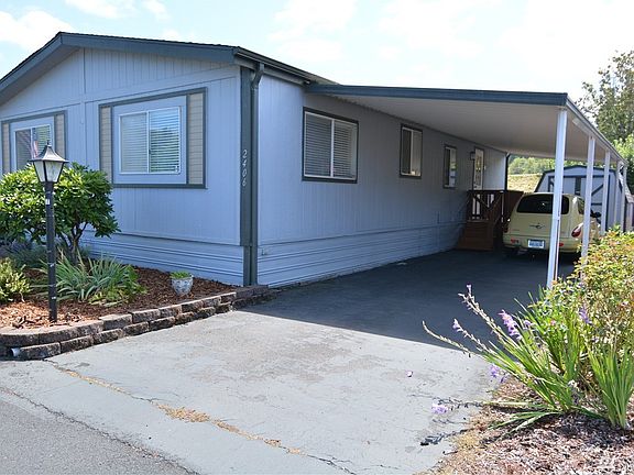 2nd image of 2406 Kingfisher Ln