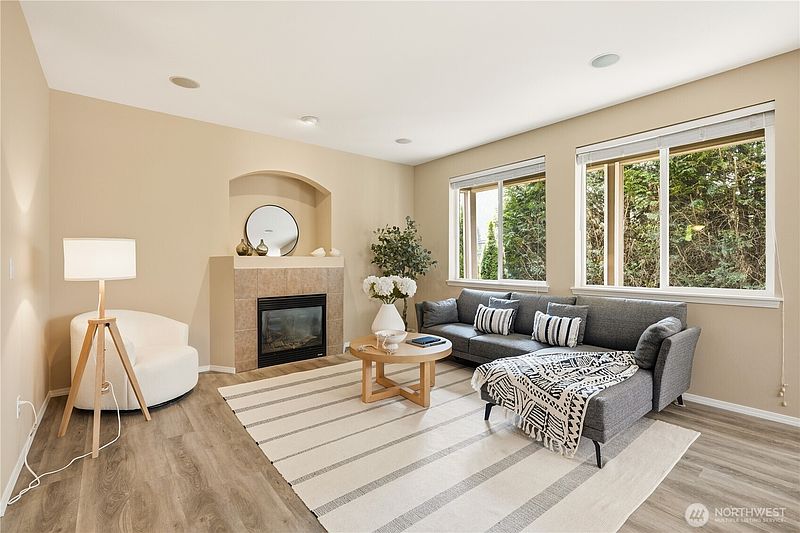 5th image of 17927 SE 27th Avenue